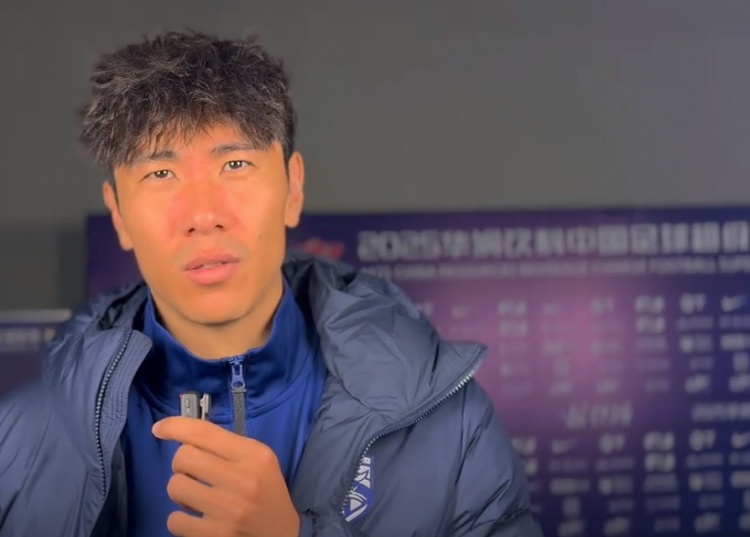 劉奕鳴：今年新援很多還需要磨合期，保持狀態(tài)相信下一場能拿下