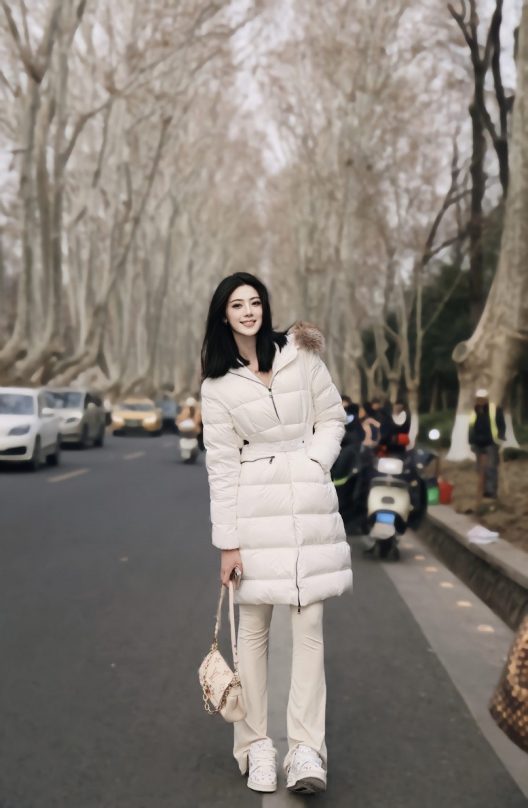 煙雨下江南！卓識(shí)游南京：卿言一句梧桐美 吾種梧桐滿京城