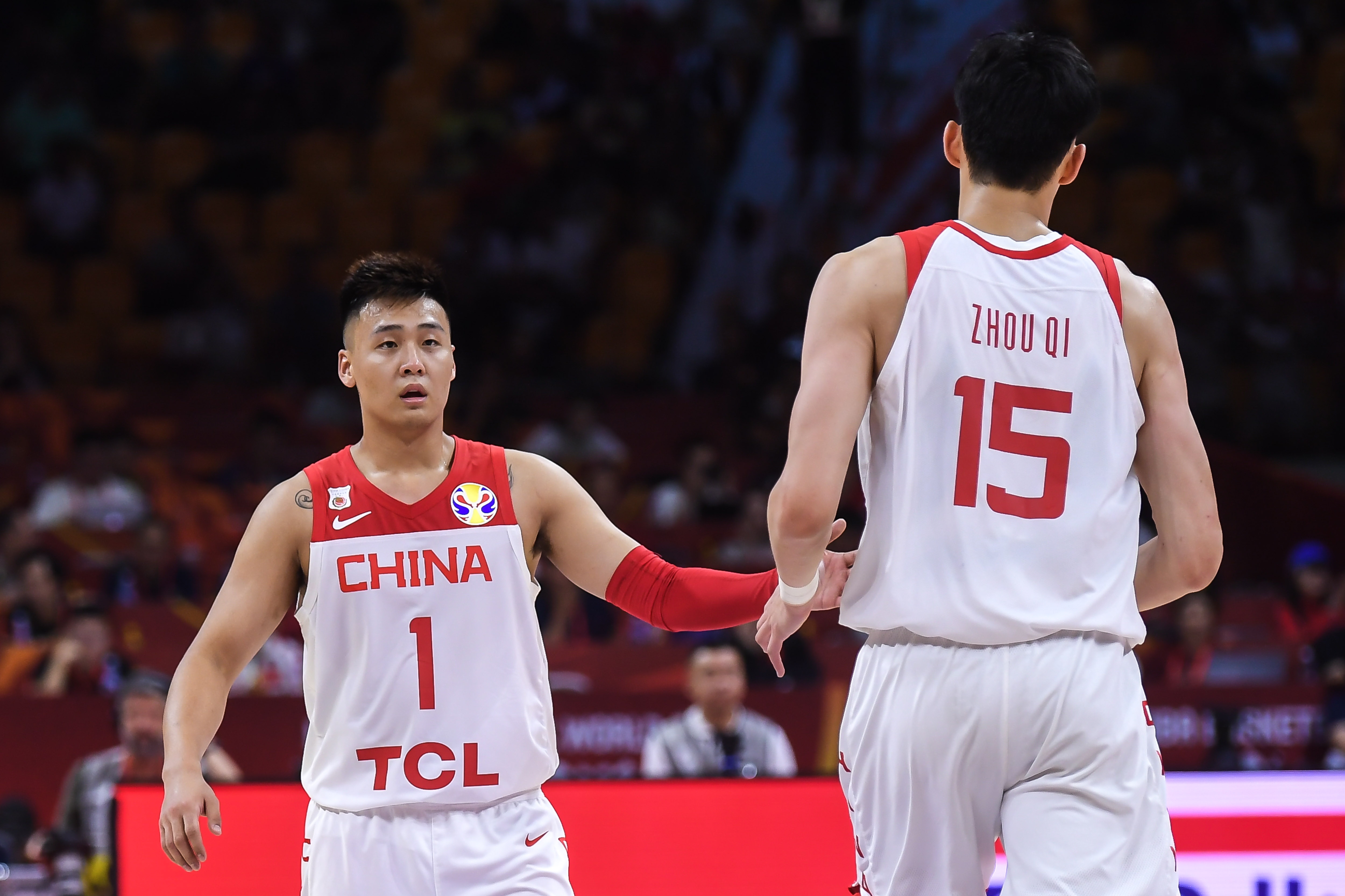 官網(wǎng)更新男籃大名單：周琦&趙睿領銜 高詩巖、余嘉豪、趙嘉義落選