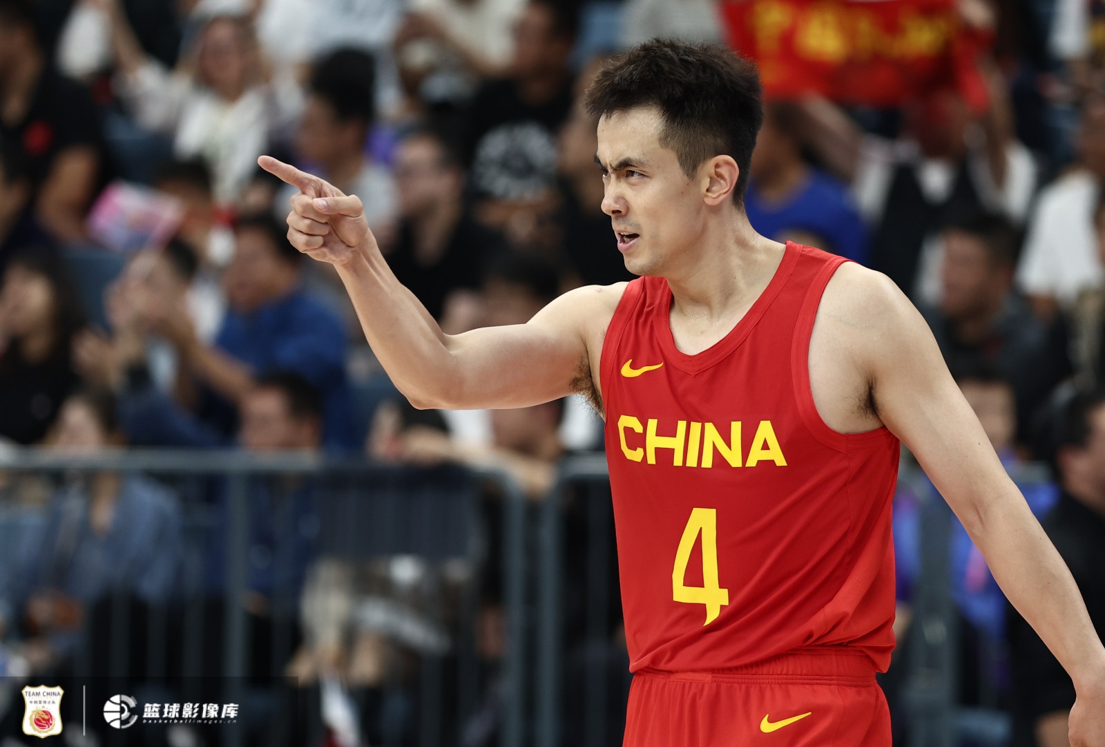 攻防俱佳！趙繼偉半場拿到6分1板4助2斷 正負值+14